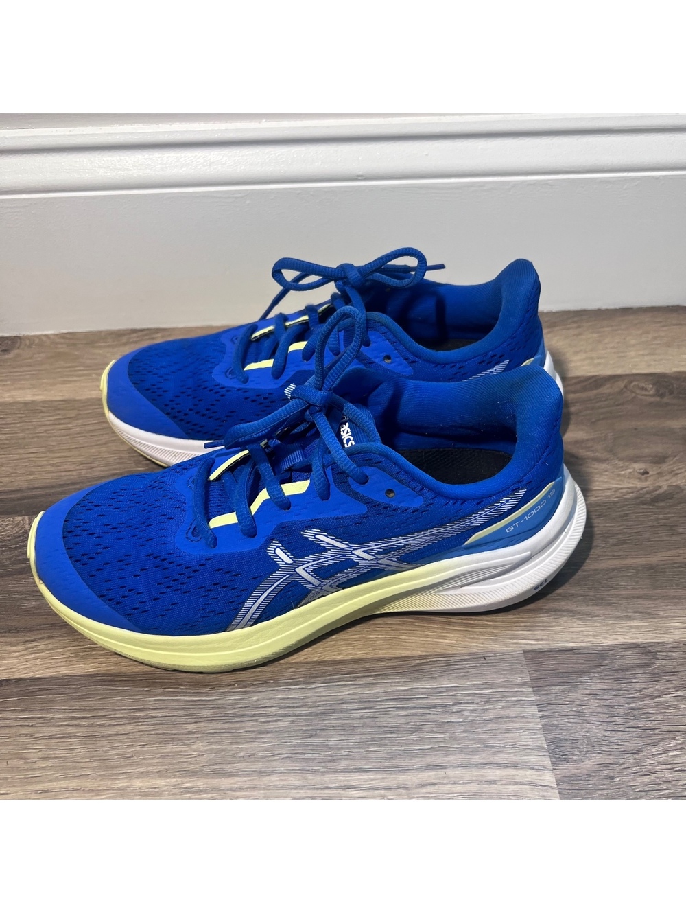 ASICS Kid's Size 4.5